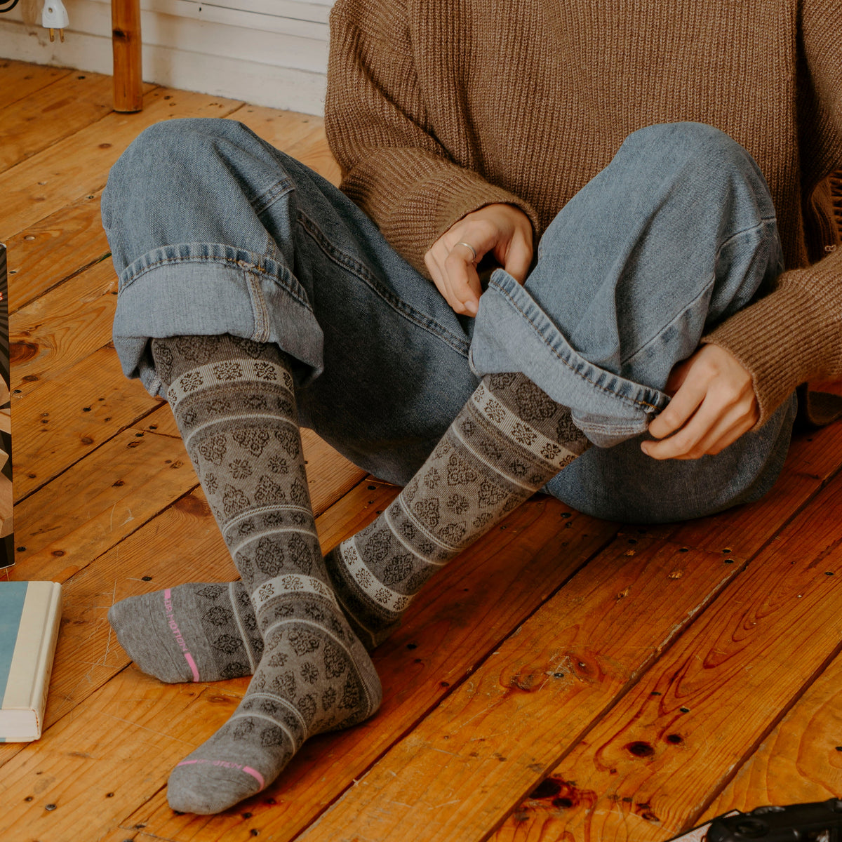 Dr. Motion Exclusive | Striped Pattern - Knee-High Compression Socks For Women