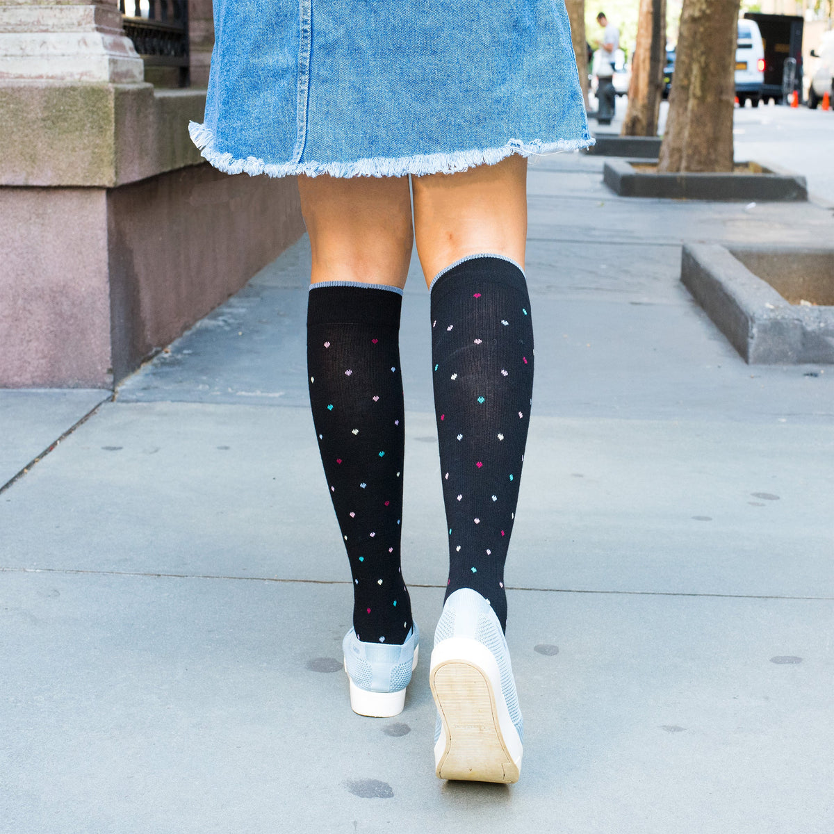 Dr. Motion Quality | Mini Hearts - Knee-High Compression Socks For Women