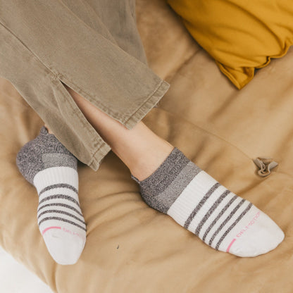 Dr. Motion Signature | Contrast Stripe - Ankle Compression Socks For Women