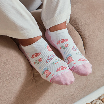 Dr. Motion Sale | Cowgirl Floral - Ankle Compression Socks For Women