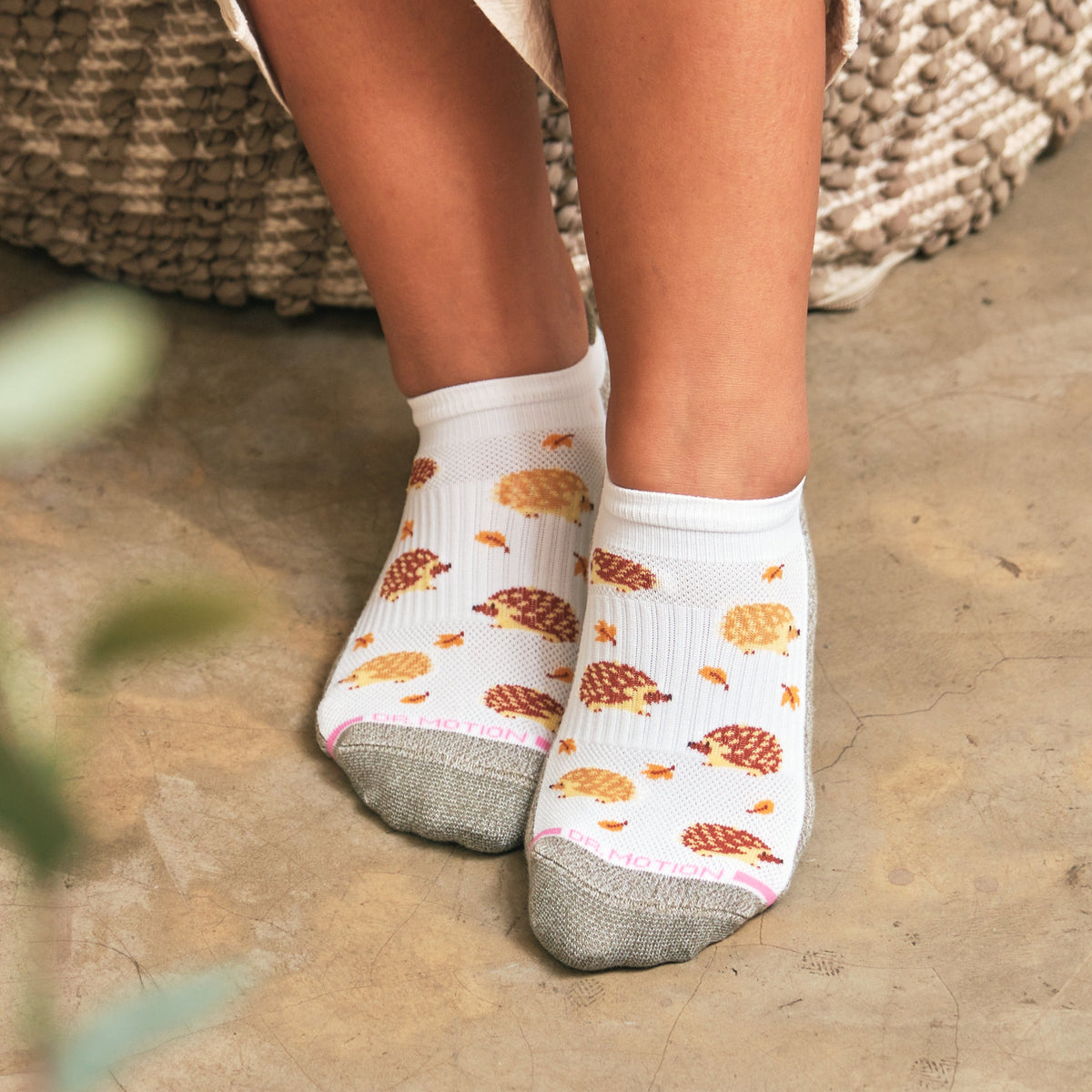Dr. Motion Hot Sale | Hedgehog - Ankle Compression Socks For Women