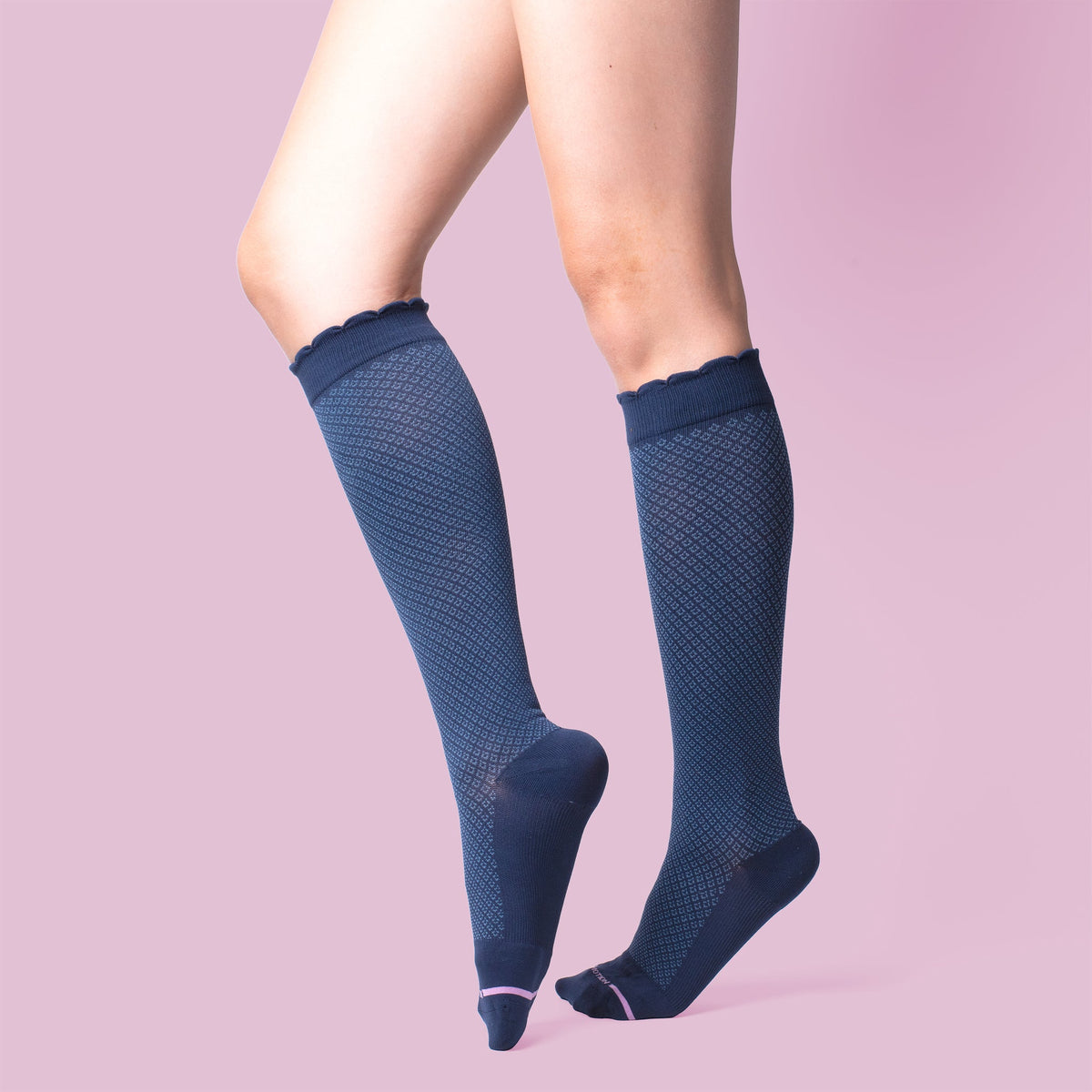 Dr. Motion New | Neat Plaiting - Knee-High Compression Socks For Women