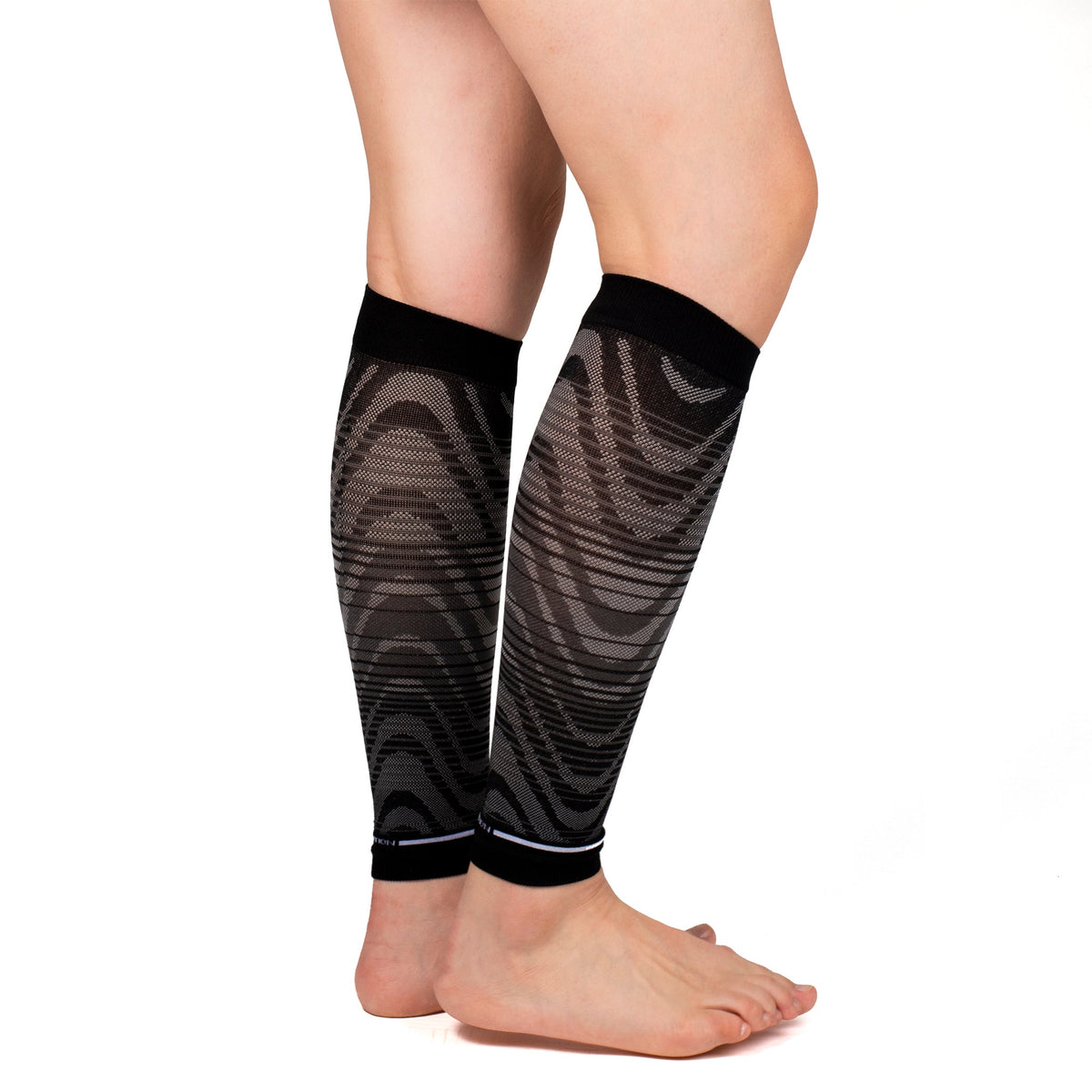 Dr. Motion Customer Favorite | Ombre Waves - Compression Calf Sleeves For Men & Women