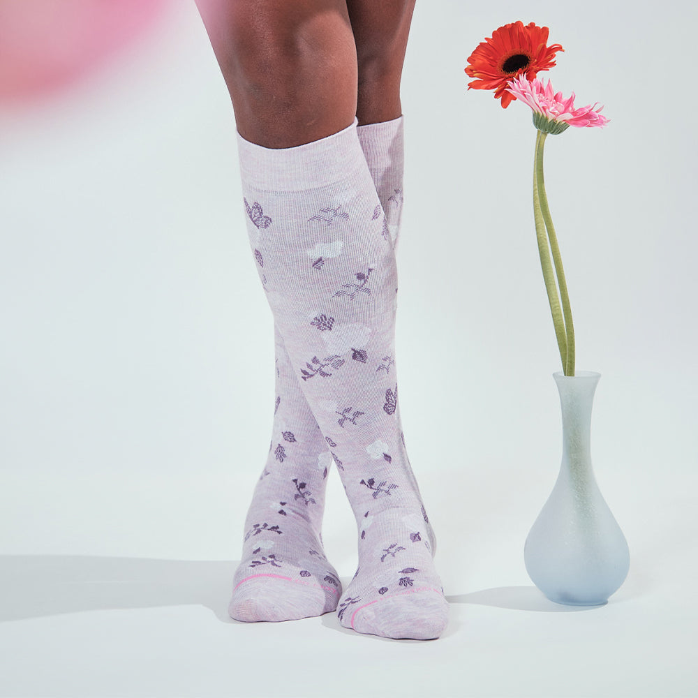 Dr. Motion Best Price | French Roses - Knee-High Compression Socks For Women