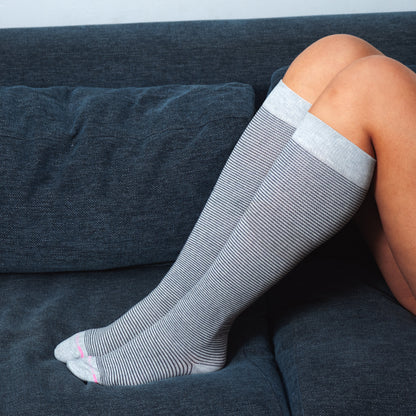 Dr. Motion Discount | Microstripe - Knee-High Compression Socks For Women