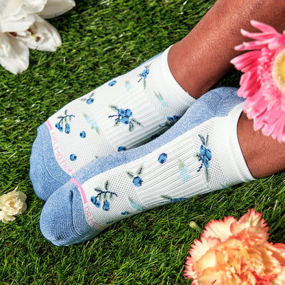 Dr. Motion Classic | Blueberries - Ankle Compression Socks For Women