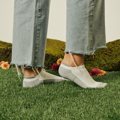Dr. Motion Top Pick | Big Pointelle Floral - Ankle Compression Socks For Women