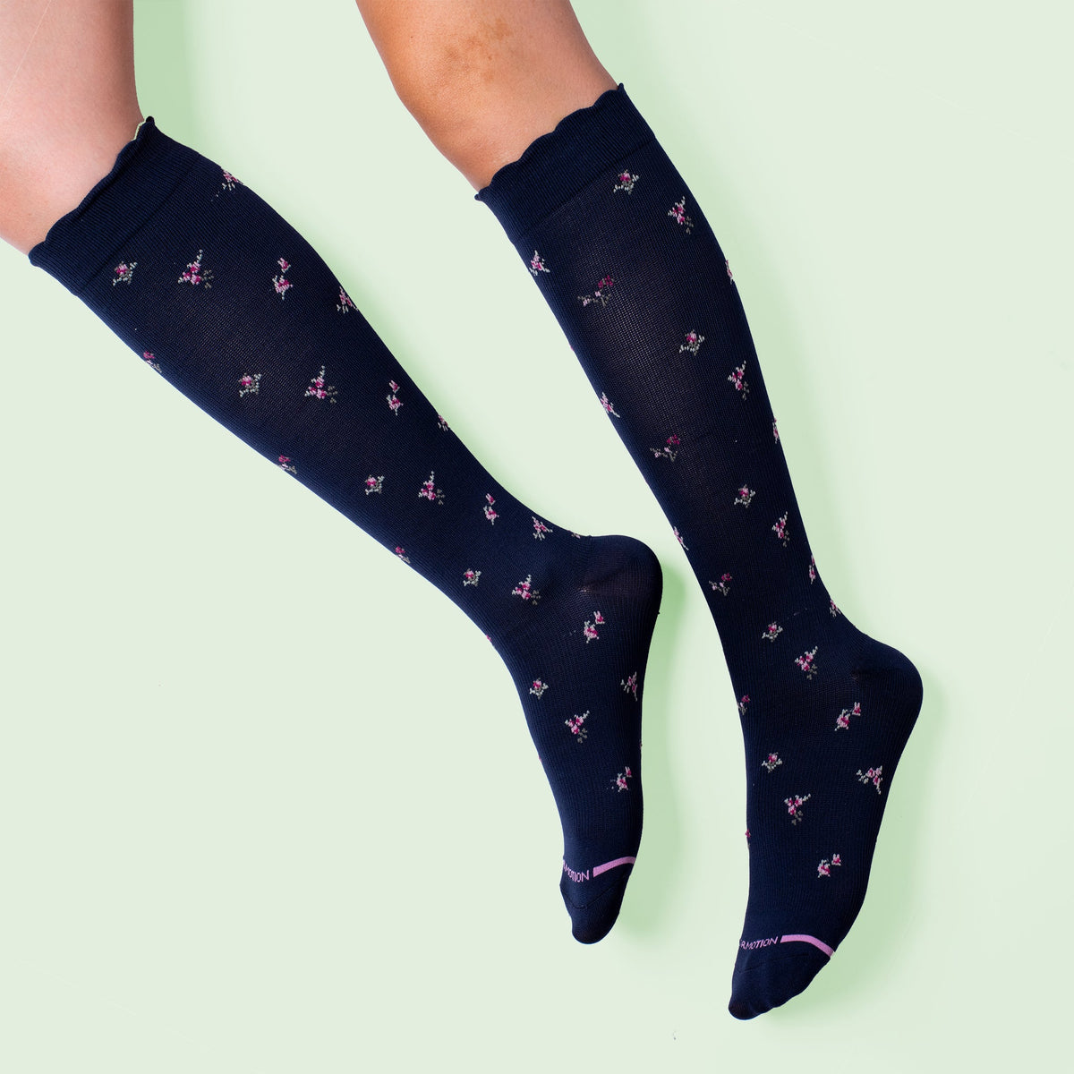 Dr. Motion Recommended | Liberty Flower - Knee-High Compression Socks For Women